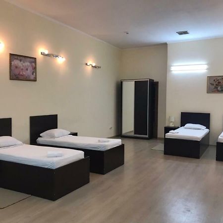 Mini-Hotel Verhovina Kiev Esterno foto