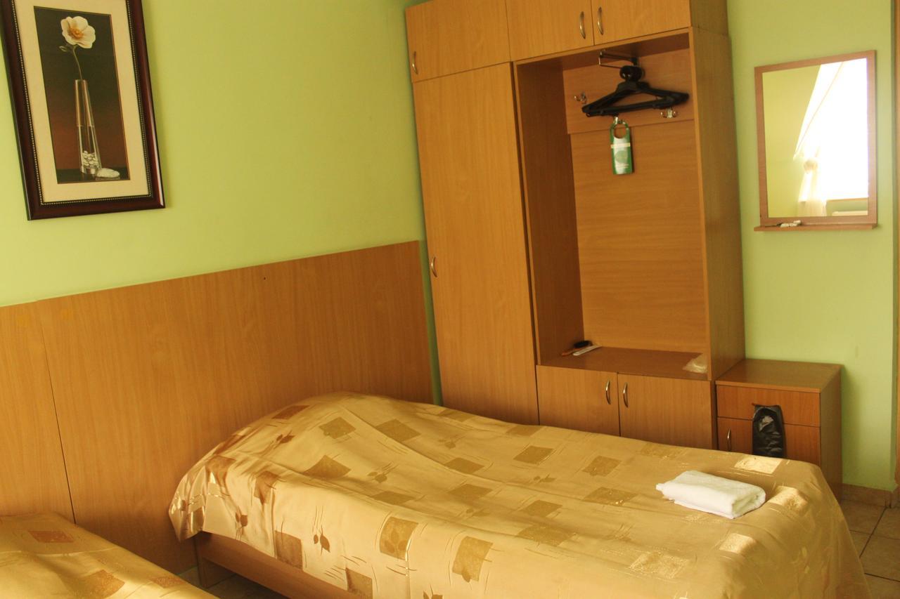 Mini-Hotel Verhovina Kiev Esterno foto